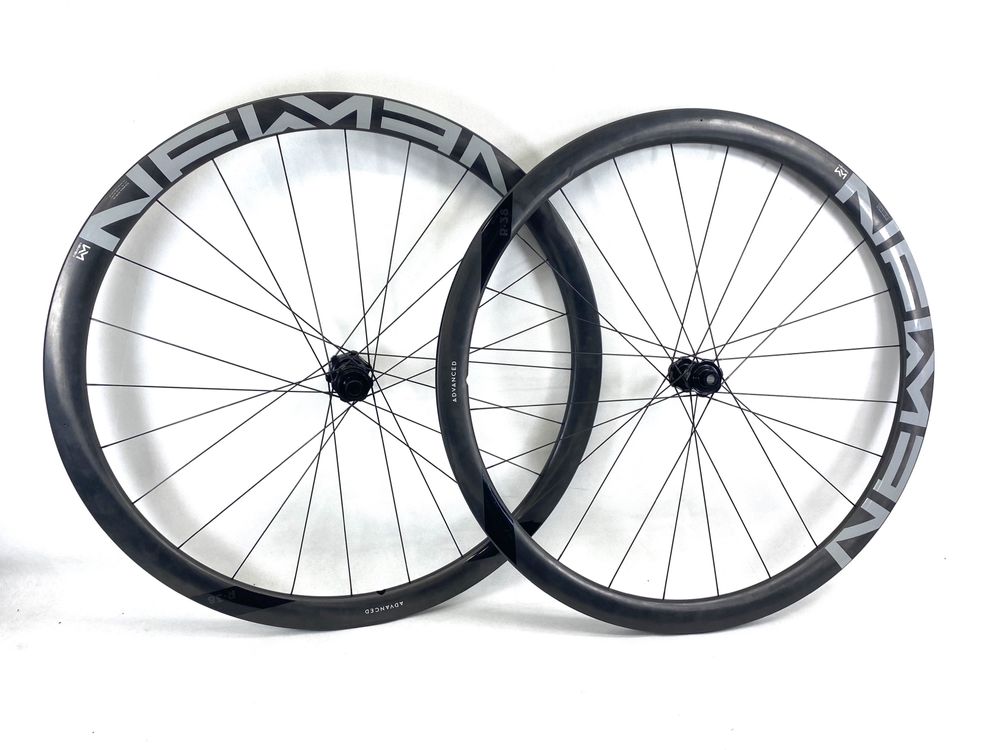 Koła rowerowe szosowe Newmen Carbon Advanced 38 disc