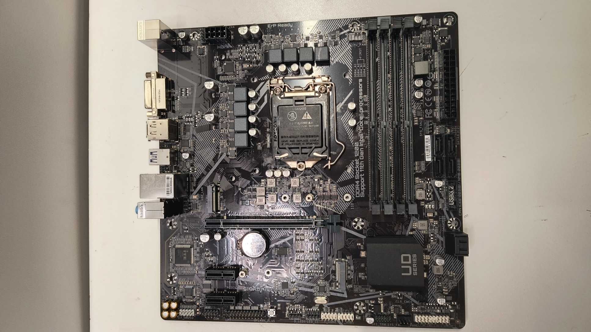 Płyta główna Gigabyte B560M DS3H V2 mATX Socket 1200 Intel B560