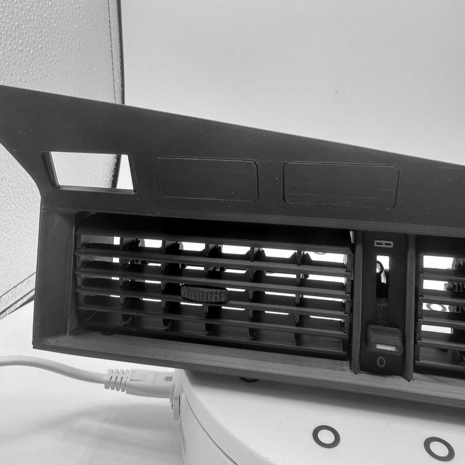Grelha Central Ventilação Mercedes W201