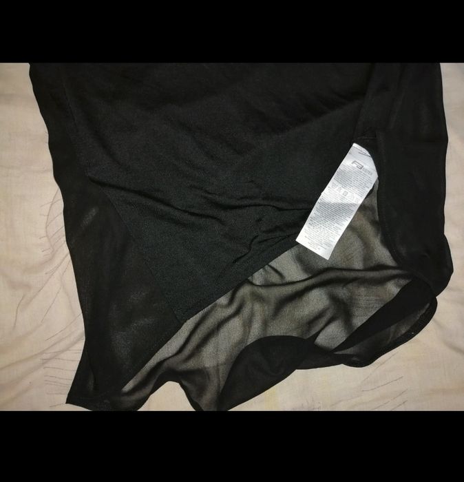 NEW YORKER bluzka. Z TYŁU WYCIĘCIE. I wstawka z innego materiału. S xs