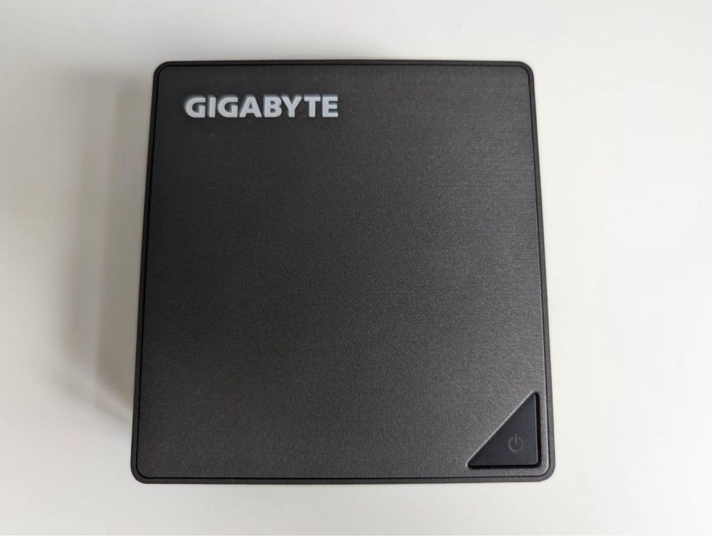 ПК Gigabyte Brix s (GB-BKi3HA-7100)