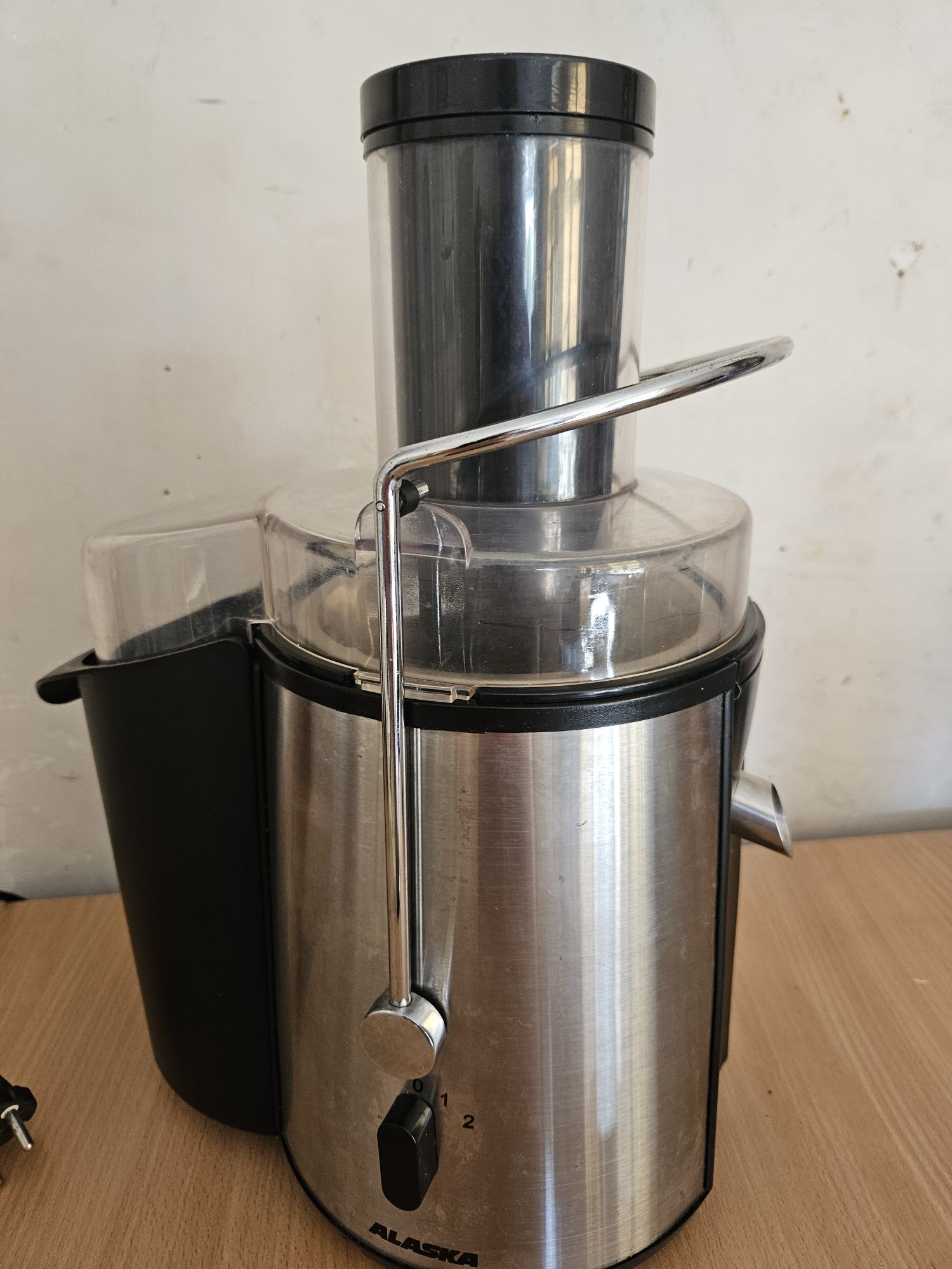 Sokowirówka Alaska 700W
