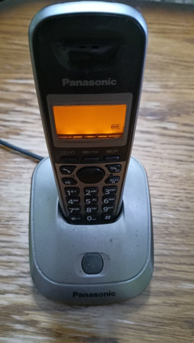 Telefon Panasonic KX-TG2511