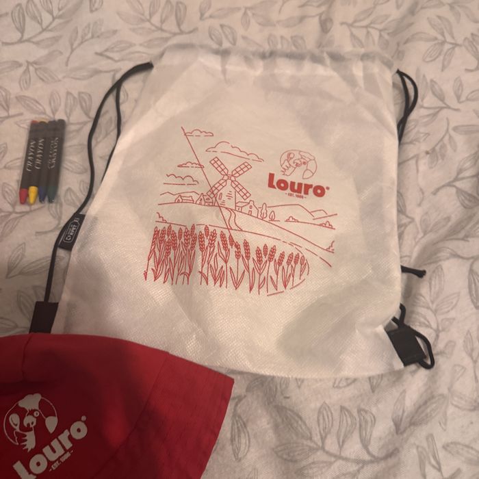 SUPER PROMOÇÃO – Pack 4 peças Louro (boné + chapéu + saco + caneta)