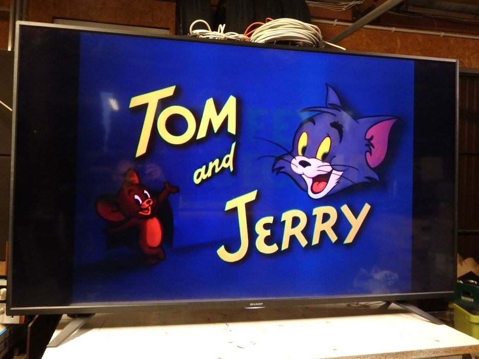 Telewizor  65 cali sharp