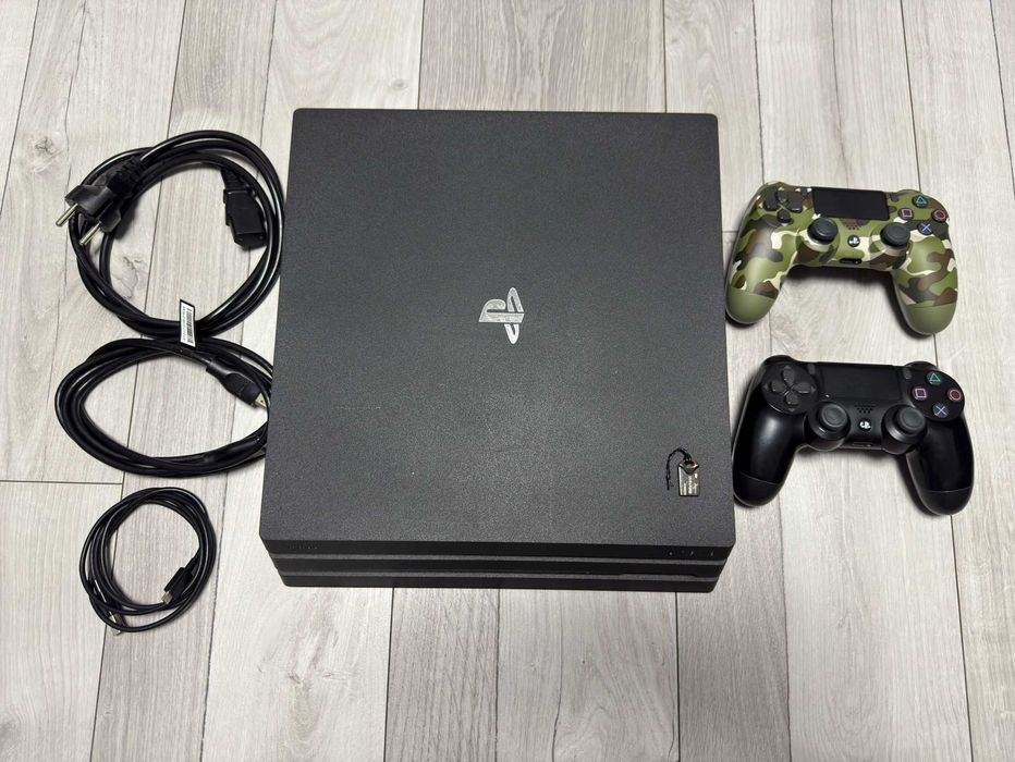 Продам Sony Playstation 4 Pro на 1 Tb в ідеальному стані (HEN)