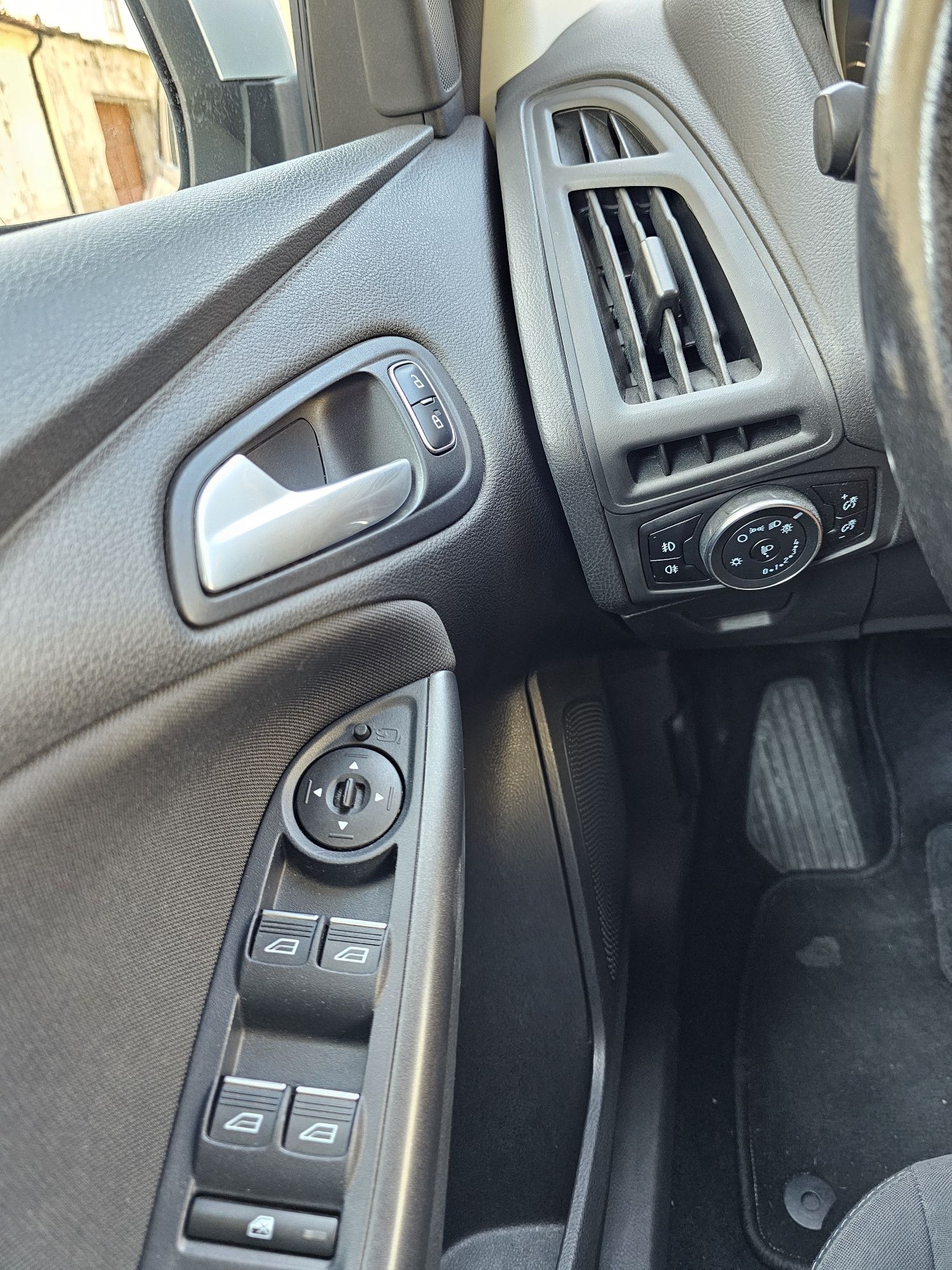 Ford Focus Automático