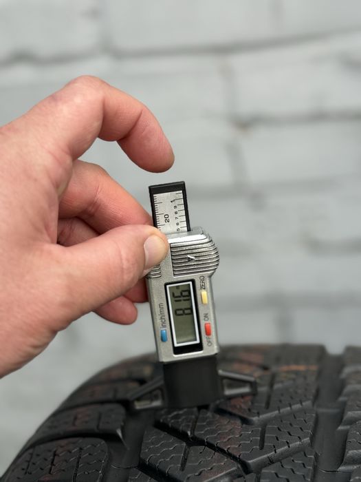 Топова шина‼️Pirelli SottoZero3 94Н 225/45 r17 8мм 2024рік