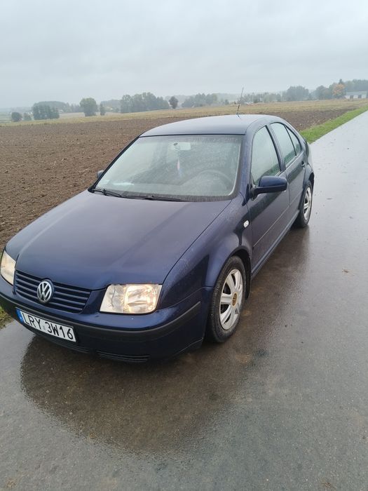 Sprzedam VW Bora 1.6 b