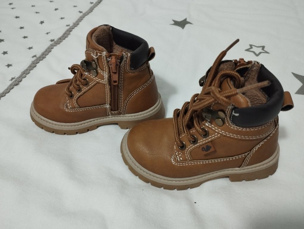 Botas bebé Sfera