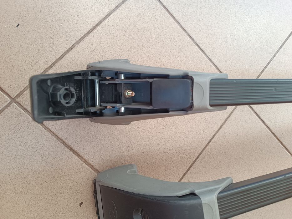 Bagażnik na dach - Toyota Yaris 2001