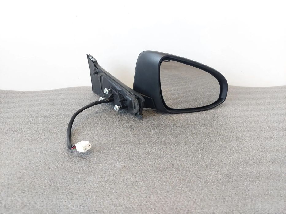Retrovisor / espelho direito TOYOTA Yaris (_P13_)
