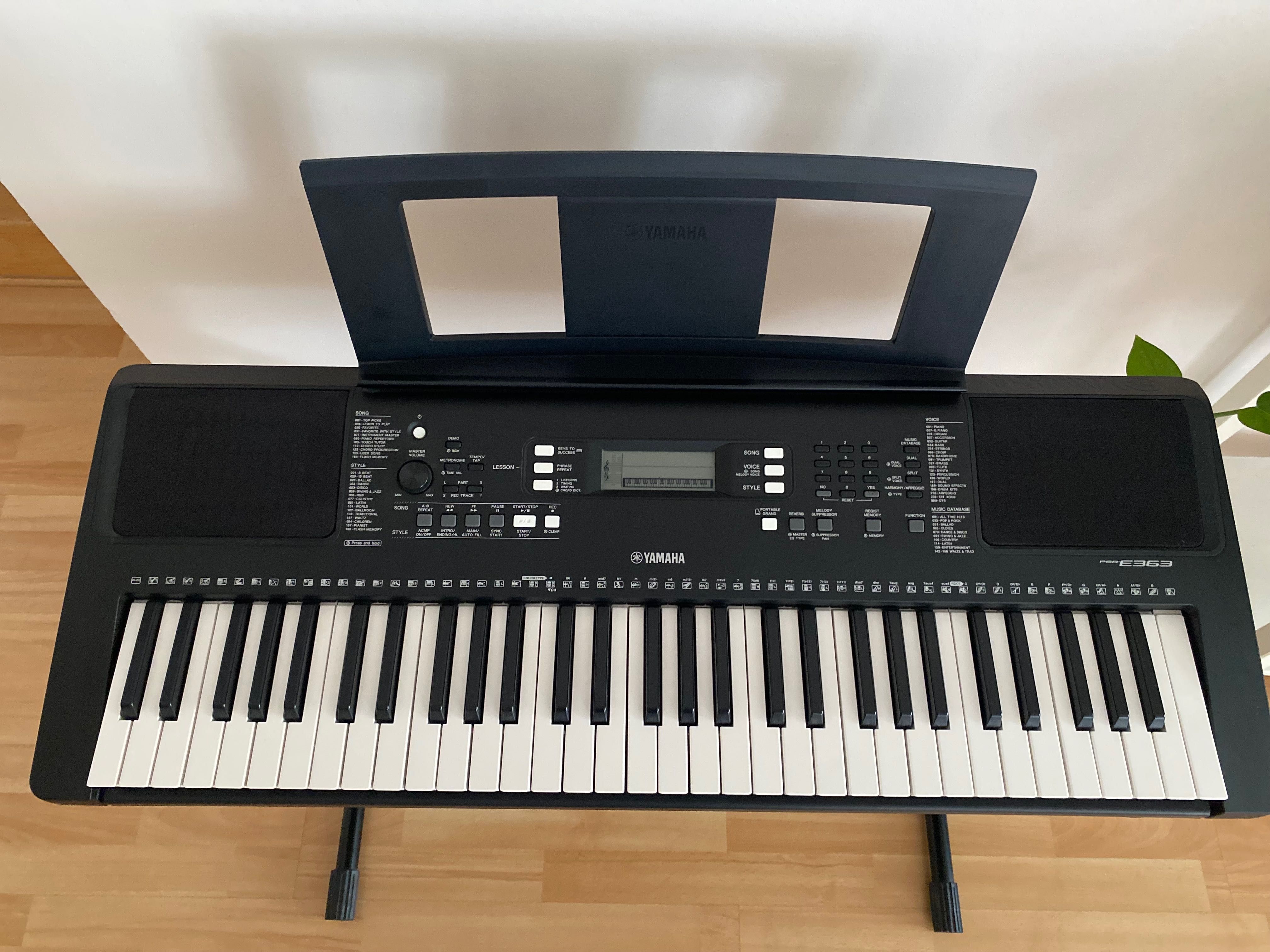 Keyboard Yamaha PSR-E363