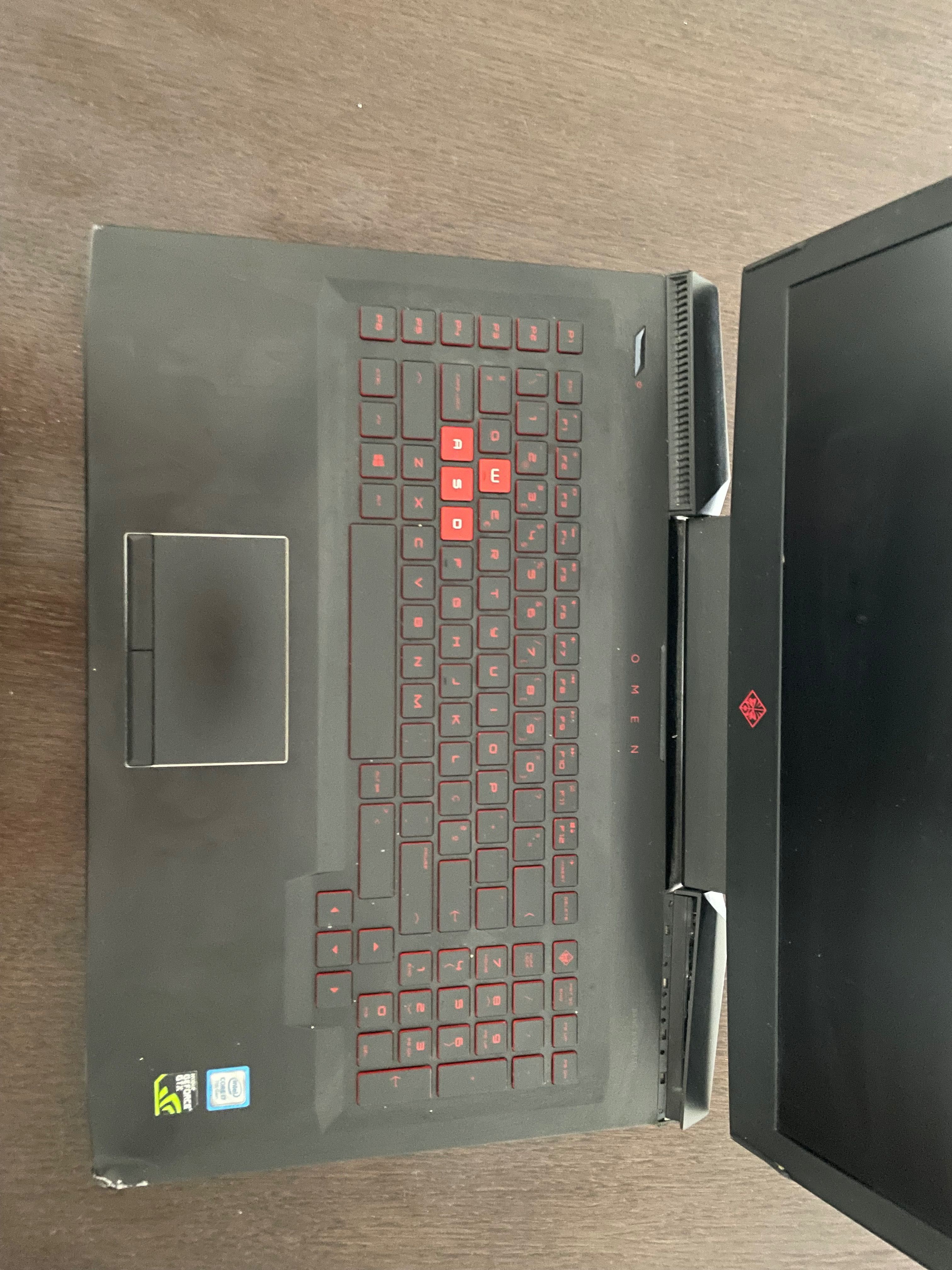 HP Omen - Core i7-8750H - 16GB 1128GB NVIDIA GeForce GTX 1070