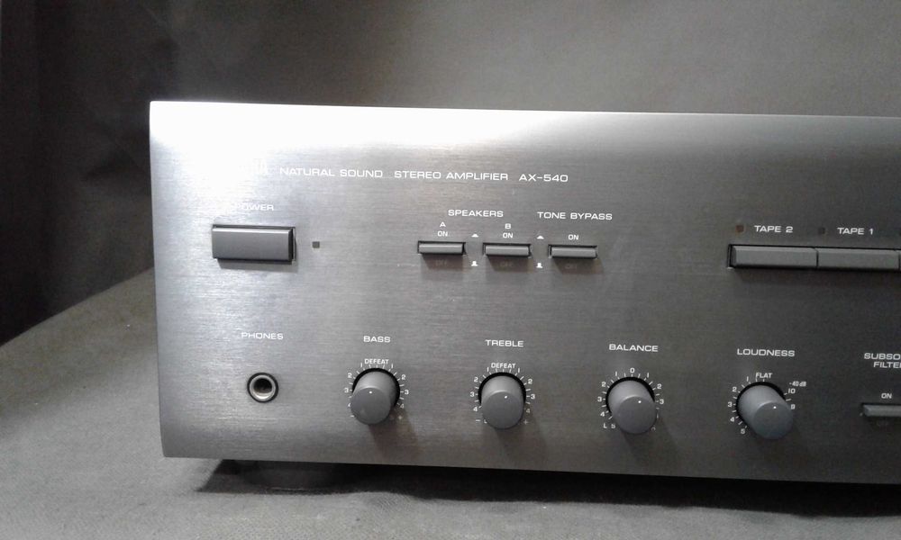 YAMAHA AX-540 wzmacniacz stereo