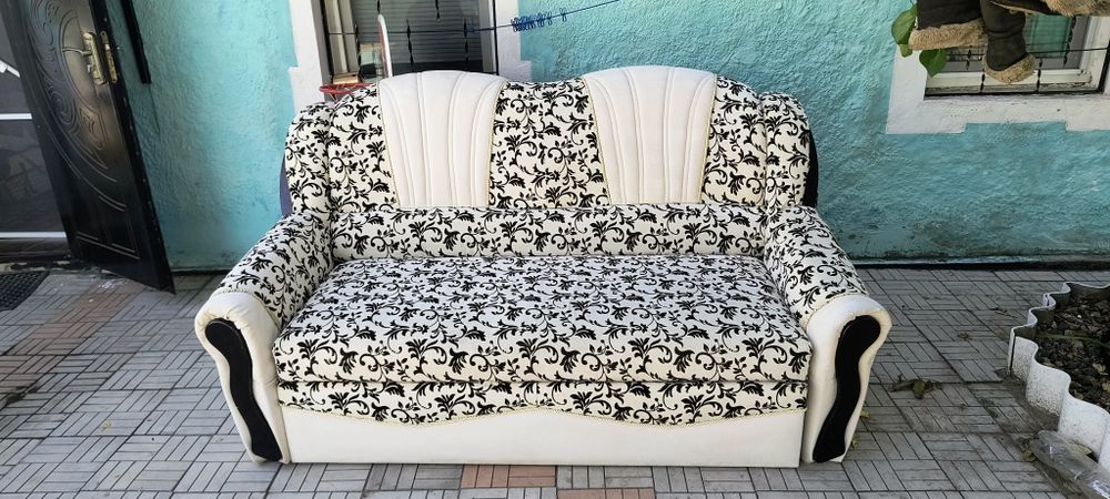 Продам диван з кріслами