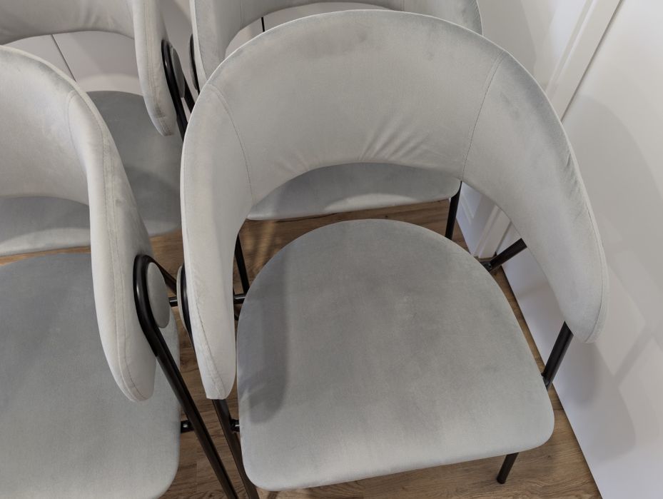 4 Cadeiras MIHU NOVAS