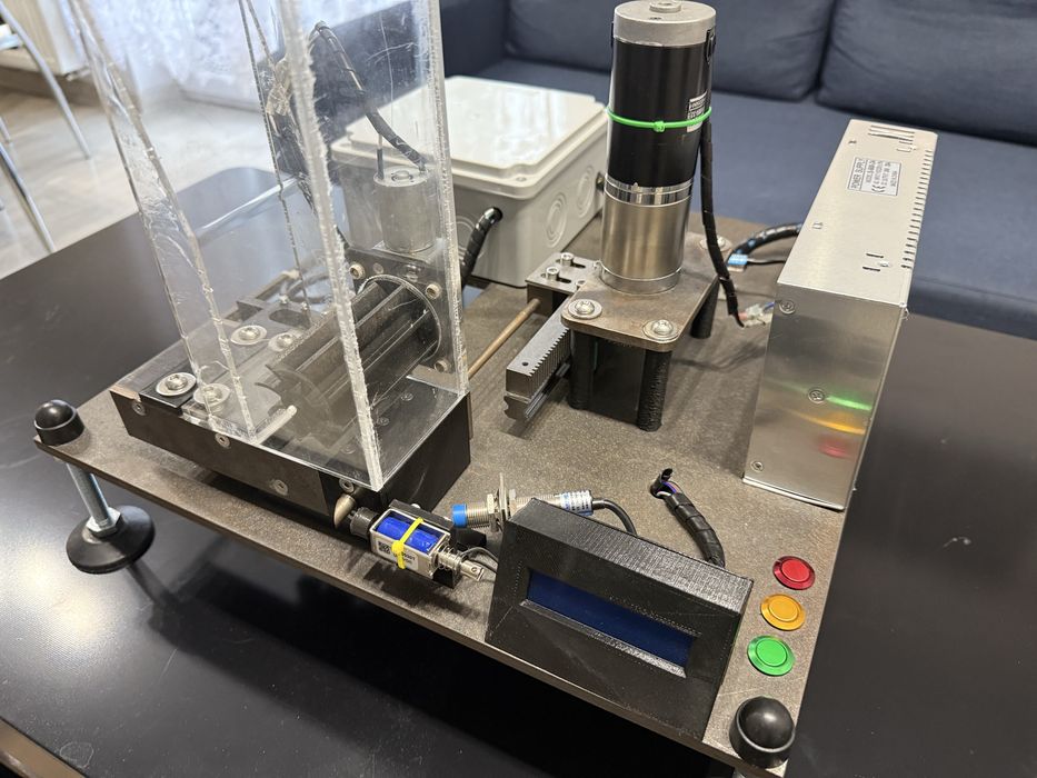 Nabijarka tłokowa do papierosów Novapack