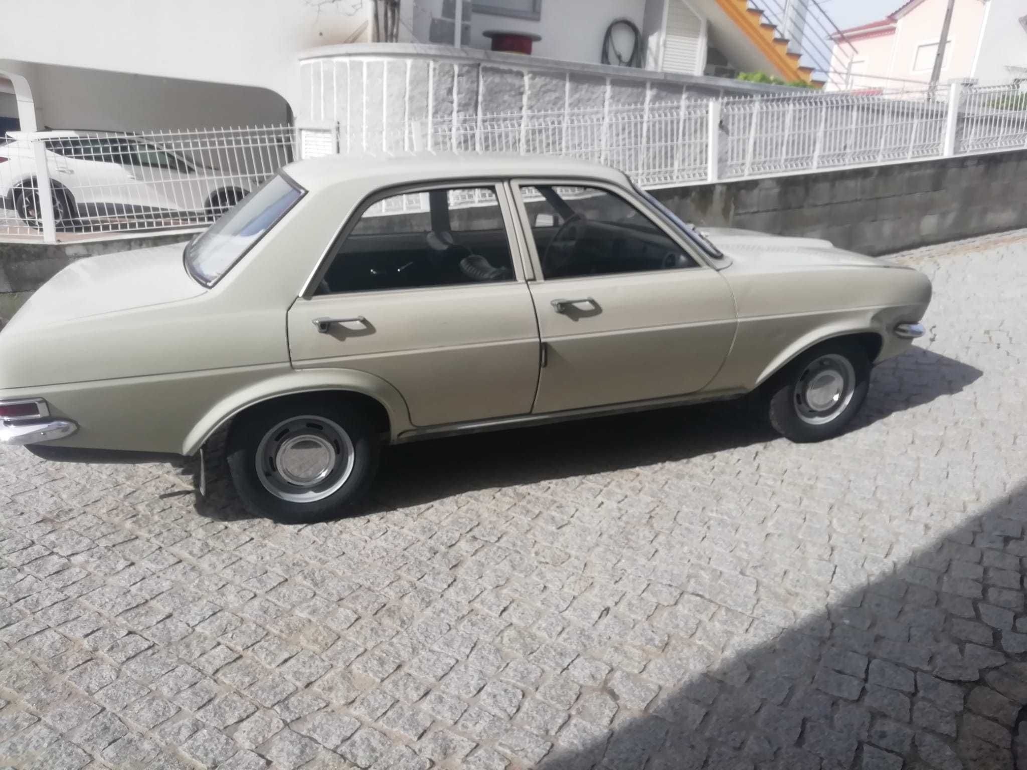 Vauxhall Viva de Luxe, 1o dono