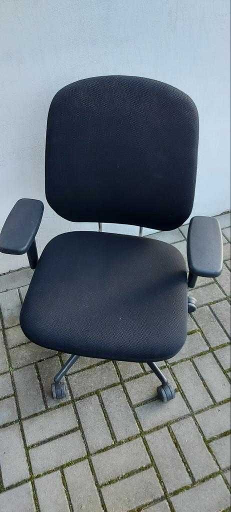 Biurowe profesjonalne krzesło biurkowe Vitra design