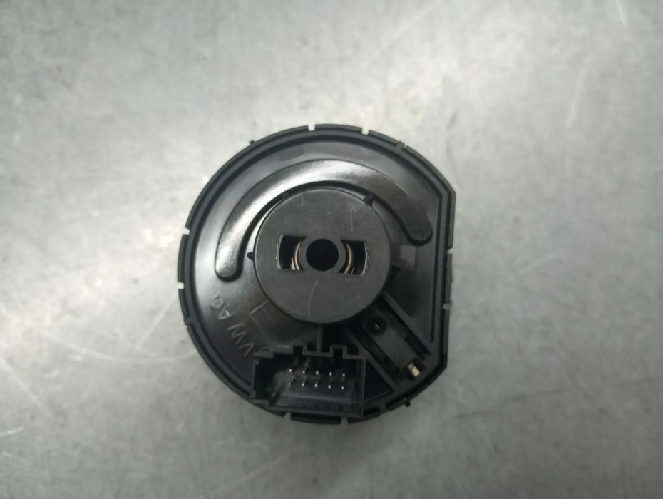 Botão / interruptor de luzes VOLKSWAGEN Golf VII (5G1, BQ1, BE1, BE2)