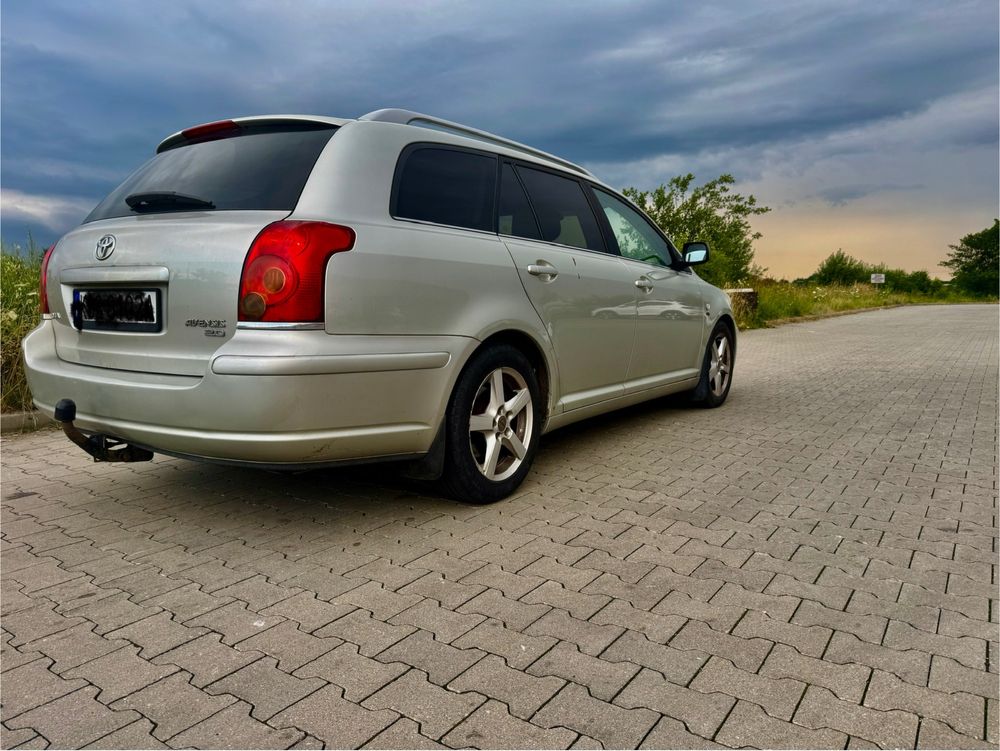 Toyota Avensis 2005 Benzyna T25