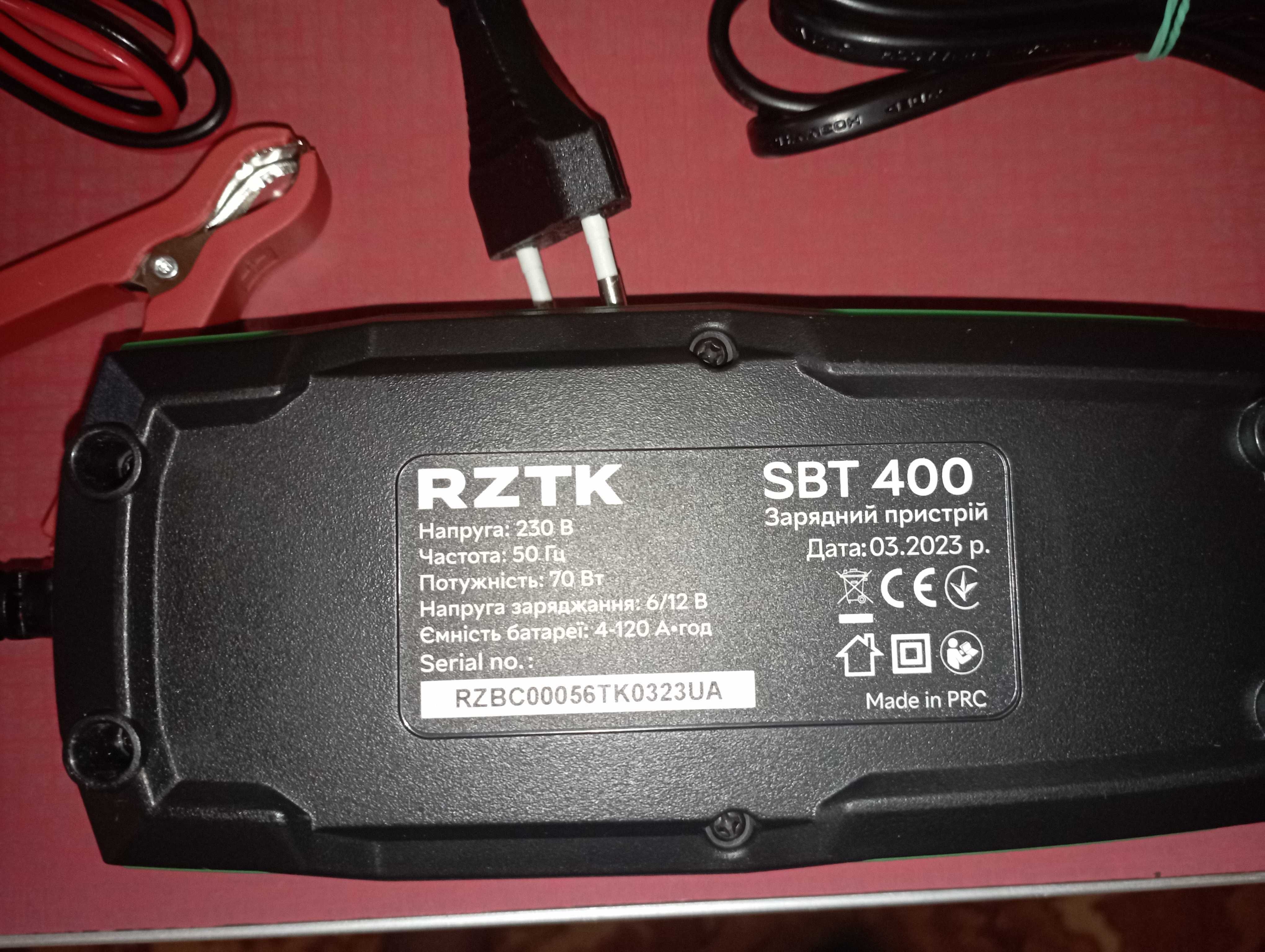 Інтелектуальний зарядний пристрій RZTK SBT 400, 6-12В, 4-120 А·год