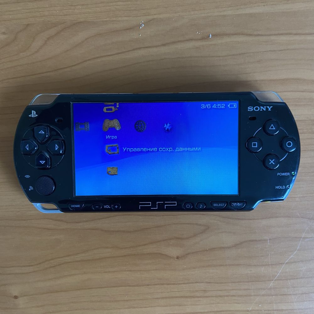 Приставка Sony PSP 2006 + 8GB