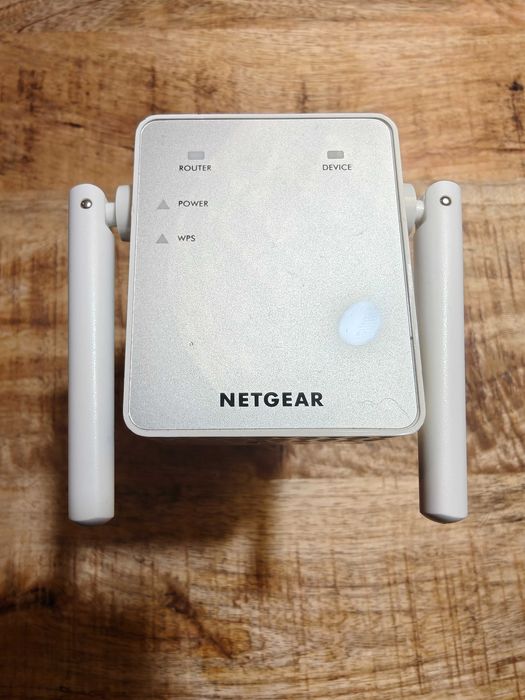 Wzmacniacz sygnału repeater WiFi Netgear EX3700 – stan bardzo dobry