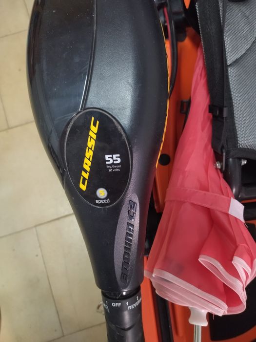 Caiaque Mako 12 laranja