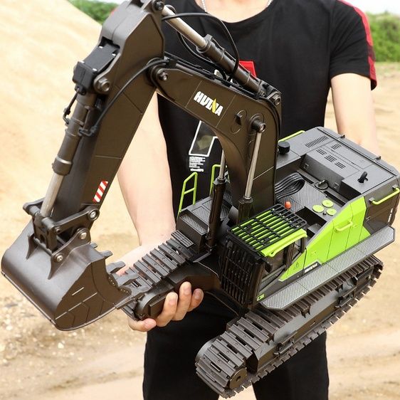Máquina escavadora RC HUINA 1593 1:14 pá metálica 2,4GHZ.