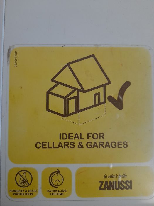 Продам морозильну камеру