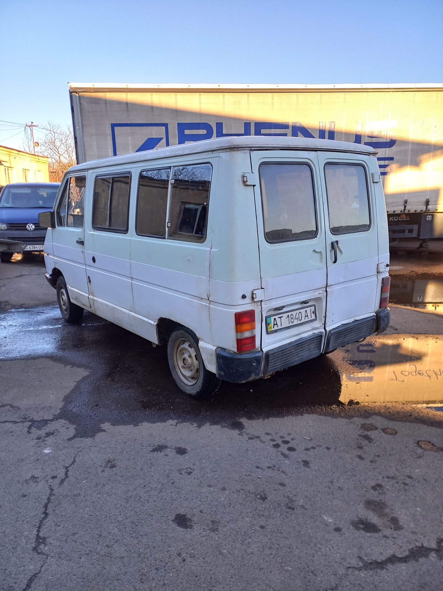 Продам рено трафік