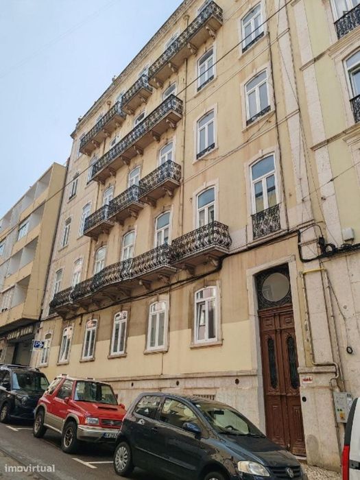 Quarto - localizado em Lisbon