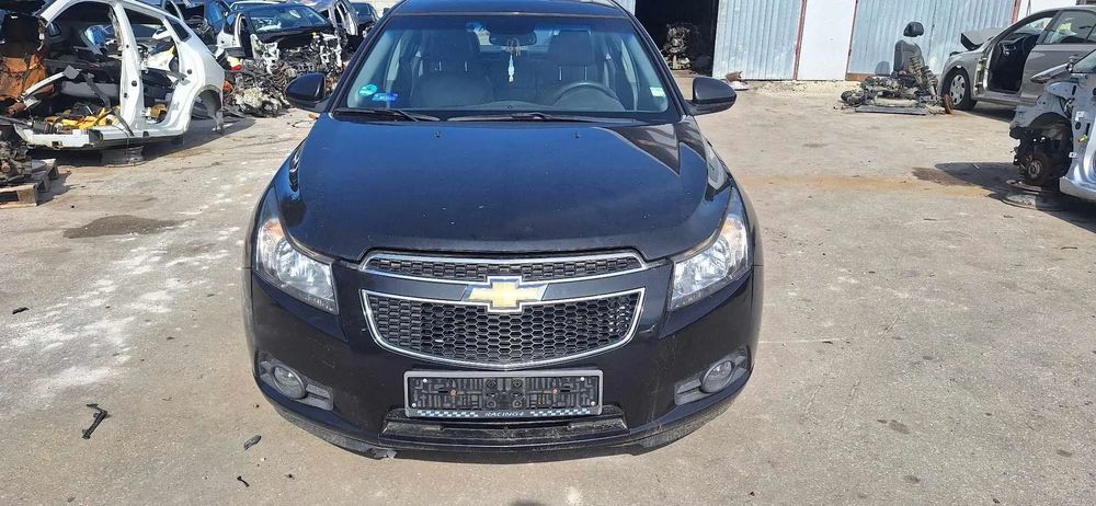 CHEVROLET CRUZE lampa lewy przód