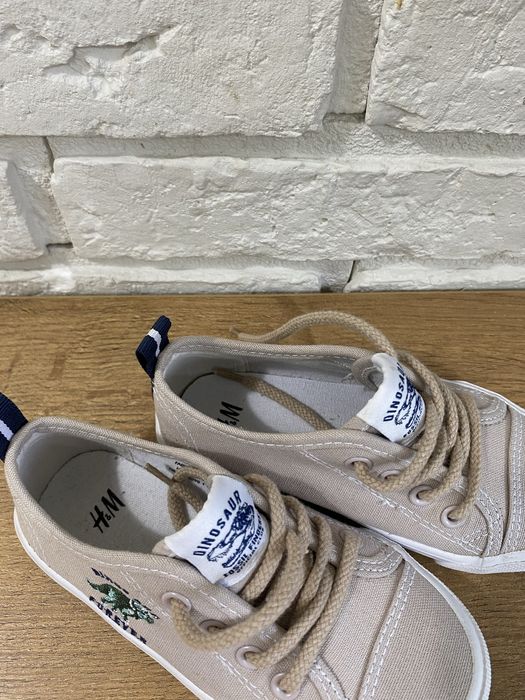 Buty chlopiec dziecko r.26 HM