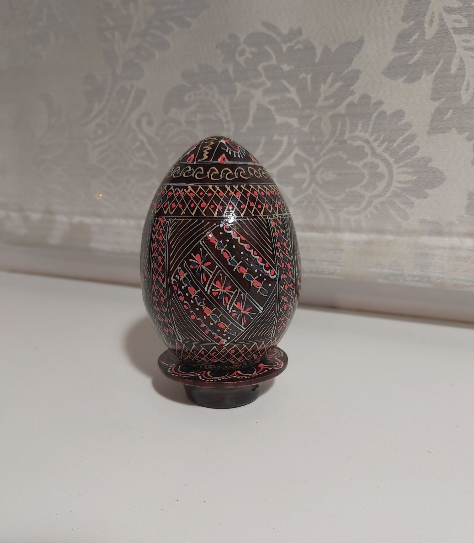 Яйцо петриковская роспись
