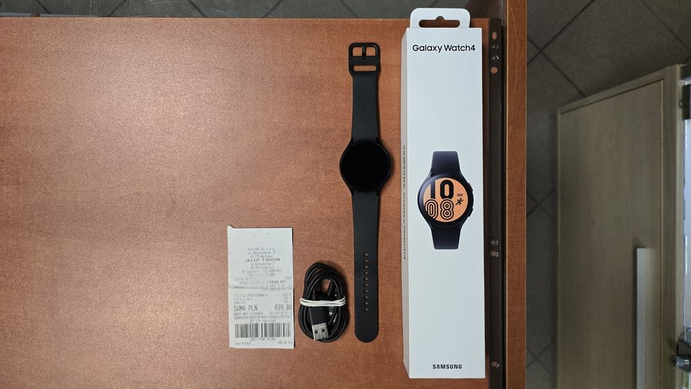 Samsung Galaxy Watch 4 44mm czarny, stan bdb