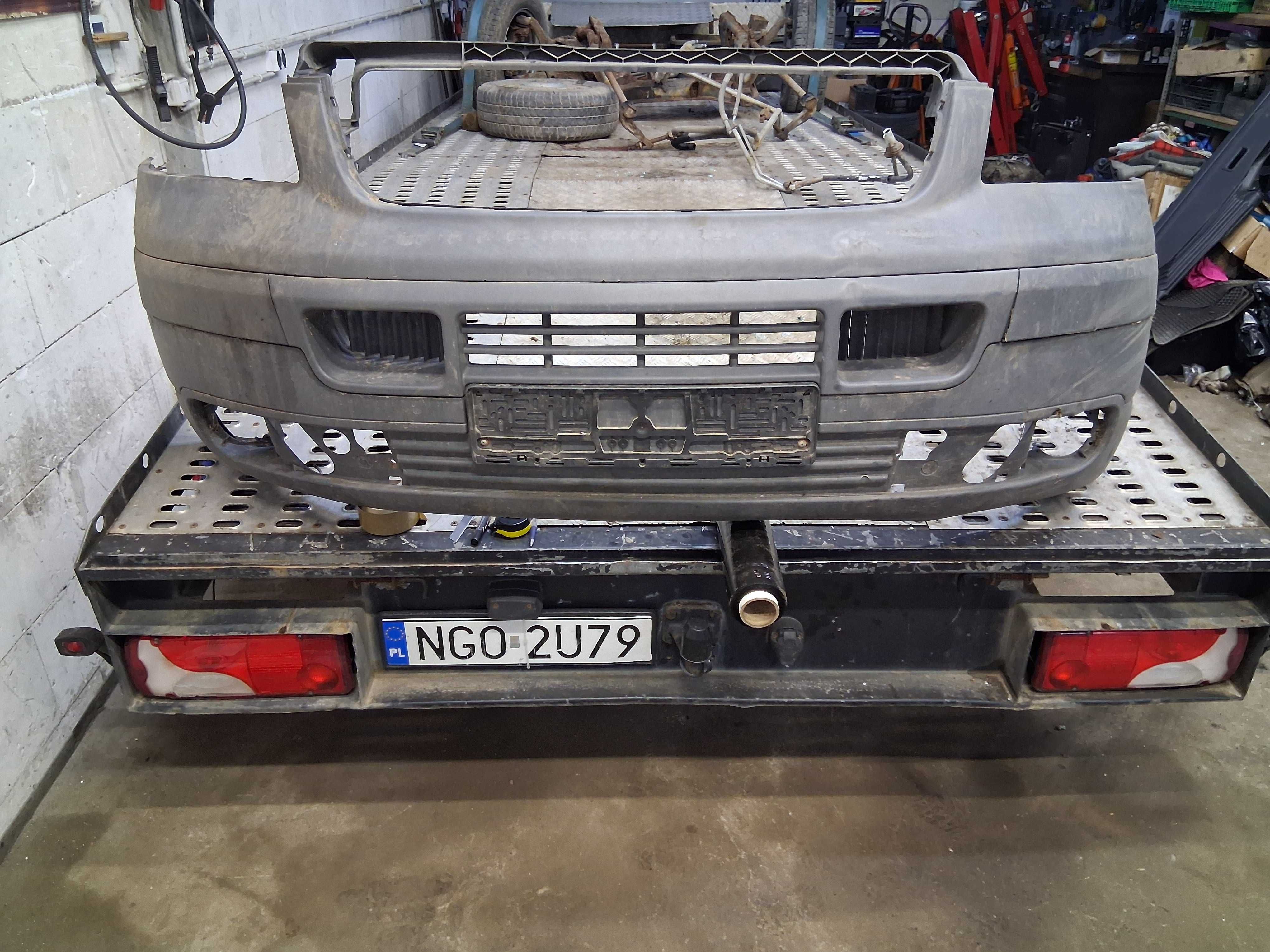 vw t5 zderzak przedni orginał