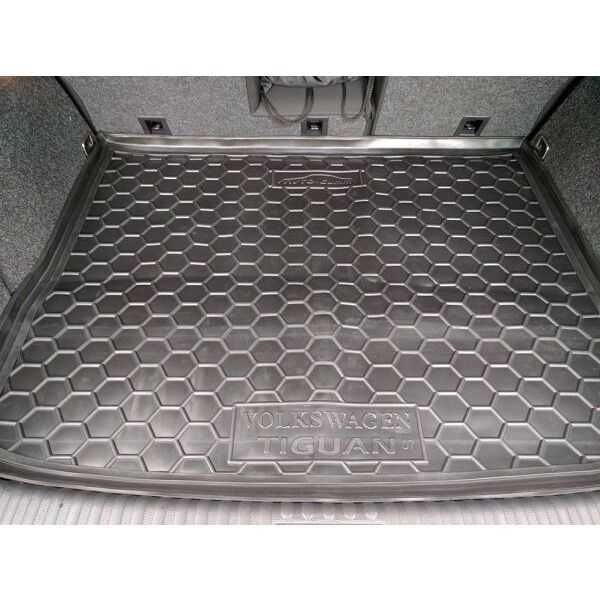 КОВРИК В БАГАЖНИК VW Touran Tiguan Touareg Golf Jetta Passat Caddy ID4