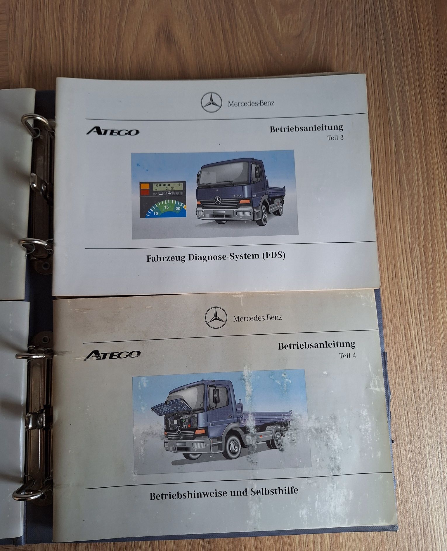 Instrukcje Mercedes Atego! Zestaw w twardej oprawie!