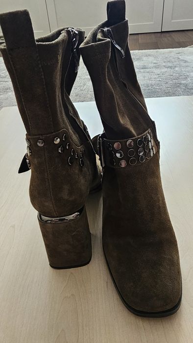 Ботильйоны Estro
Новые
Цвет милитари
Цвет милитари
Верх