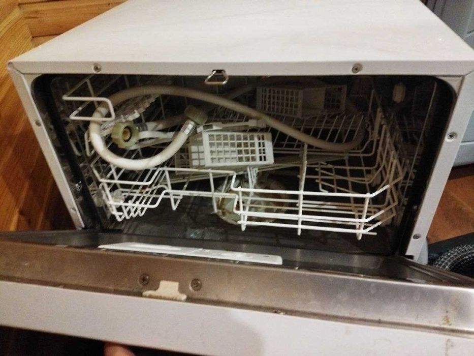 Посудомийна машина  Zanussi ZSF2415