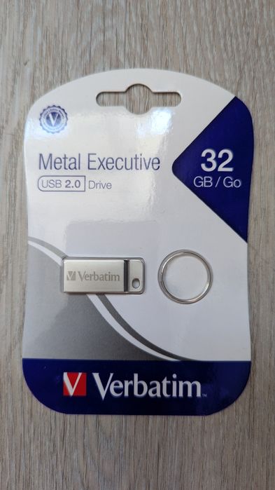 Флешка Verbatim 32 GB Metal Executive (98749)