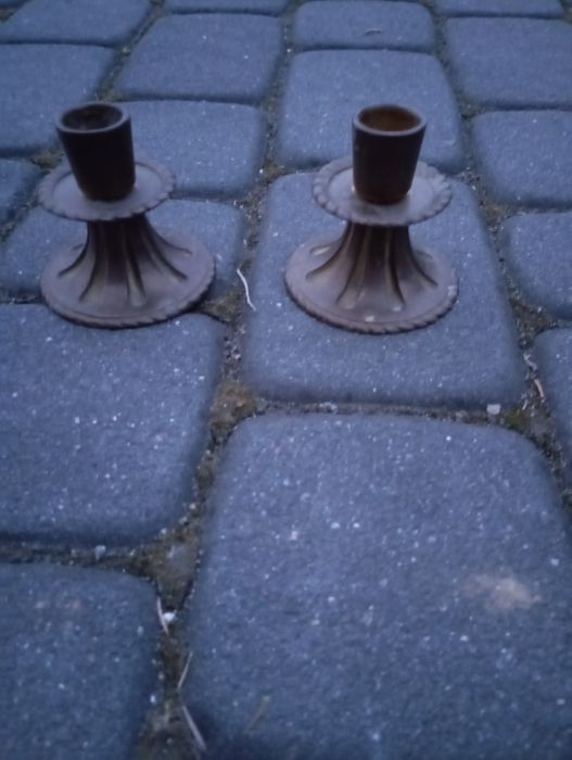 Świecznik mosiężny pojedynczy