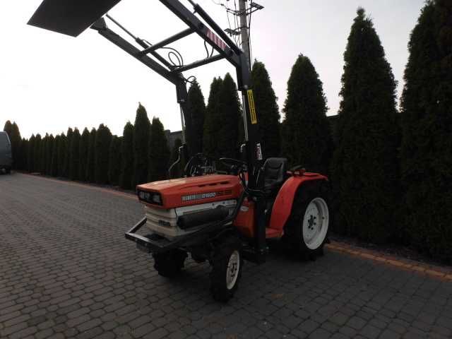 Kubota B 1600 4x4 ładowacz Tur glebogryzarka mini traktor traktorek