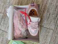 Женские кроссовки Off-White