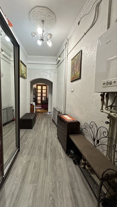 Продається унікальна квартира в центрі міста