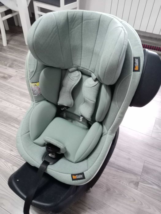 BeSafe izi Twist plus 4 gratisy . Przeczytaj ogłoszenie .
