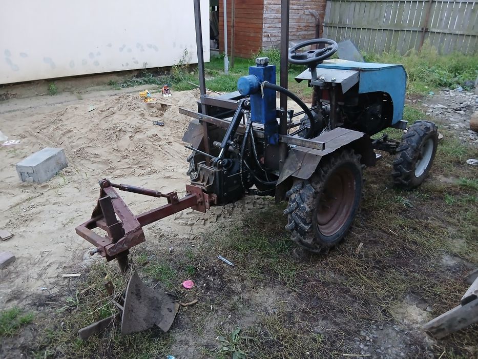 Продам мототрактор 12 к.с